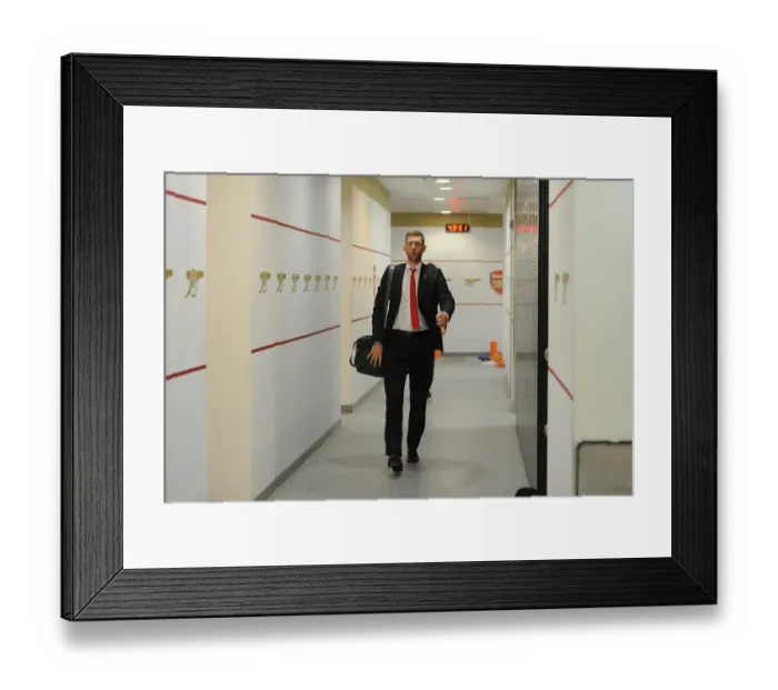 Framed Print : Arsenal: Per Mertesacker's Pre-Match Ritual (FA Cup Fifth Round vs Middlesbrough)