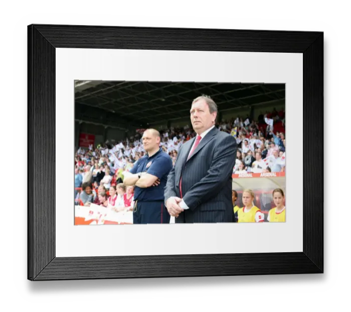 Framed Print : Vic Akers the Arsenal Ladies Manager Framed Print : Vic Akers the Arsenal Ladies Manager