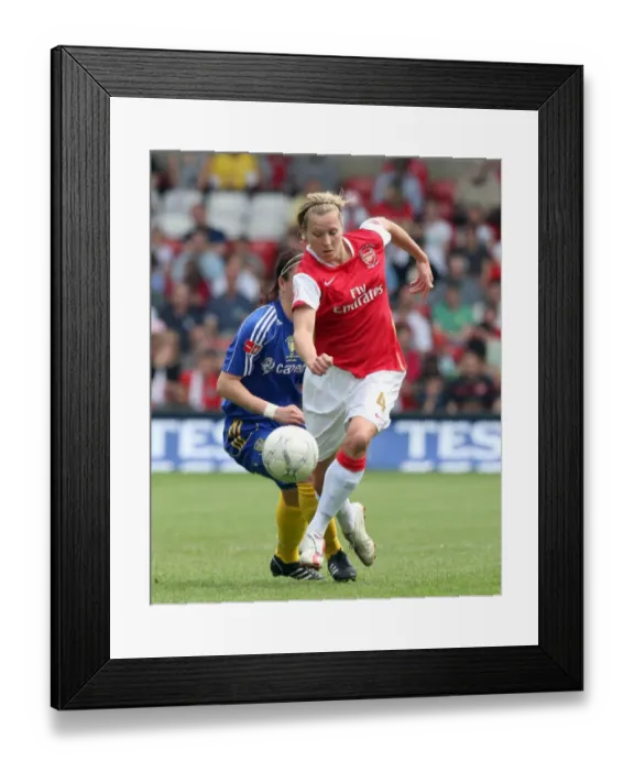 Framed Print : Arsenal's Jayne Ludlow Celebrates in FA Womens Cup Final Victory over Leeds United (2008) Framed Print : Arsenal's Jayne Ludlow Celebrates in FA Womens Cup Final Victory over Leeds United (2008)
