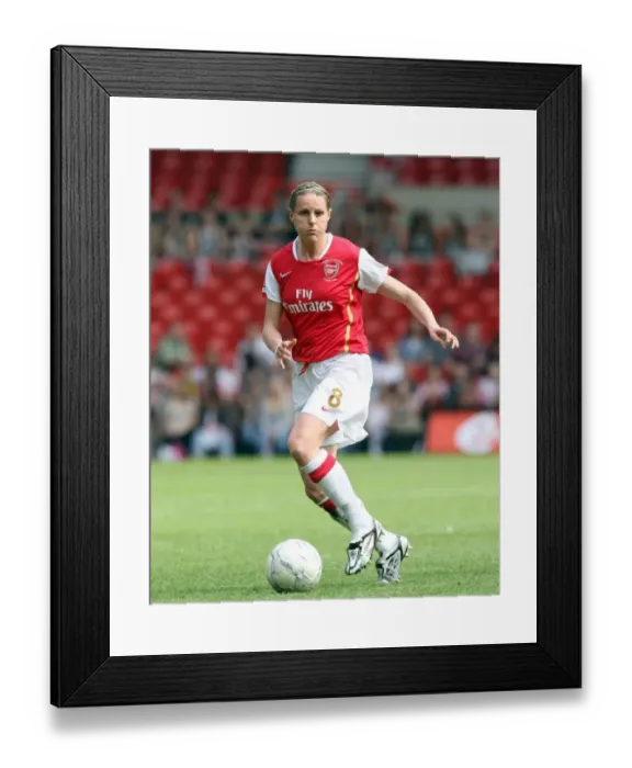 Framed Print : Arsenal's Kelly Smith Celebrates Victory in FA Womens Cup Final vs Leeds United (5 / 5 / 08) Framed Print : Arsenal's Kelly Smith Celebrates Victory in FA Womens Cup Final vs Leeds United (5 / 5 / 08)