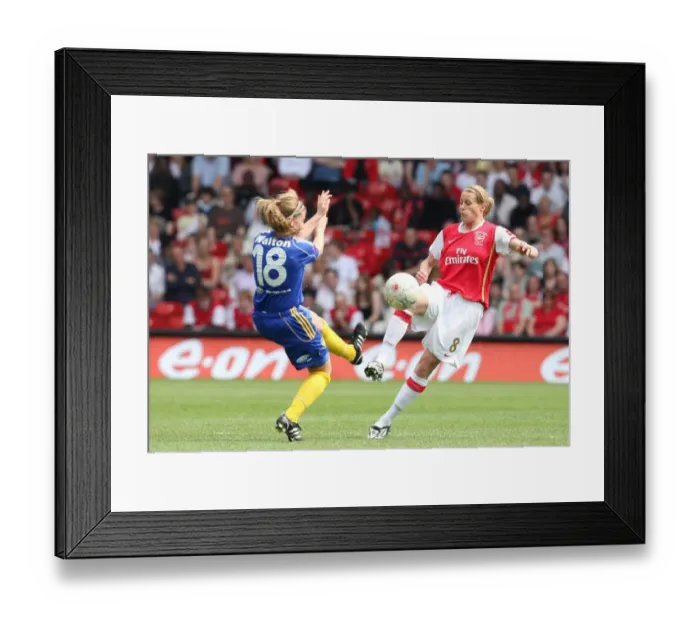 Framed Print : Arsenal's Kelly Smith Celebrates Victory Over Sophie Walton and Leeds United in the FA Women's Cup Final