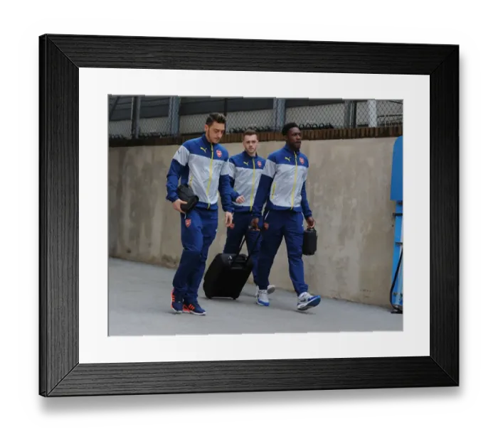 Framed Print : Arsenal Players Arrive at Selhurst Park for Crystal Palace Match (February 2015) Framed Print : Arsenal Players Arrive at Selhurst Park for Crystal Palace Match (February 2015)