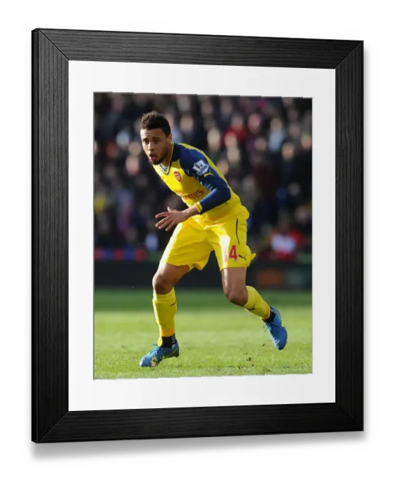 Framed Print : Francis Coquelin: In Action for Arsenal Against Crystal Palace (2015) Framed Print : Francis Coquelin: In Action for Arsenal Against Crystal Palace (2015)