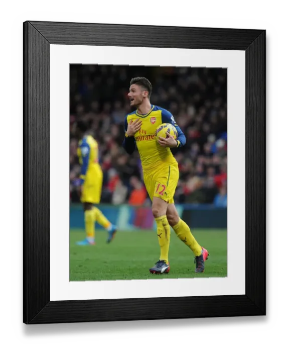 Framed Print : Olivier Giroud in Action: Crystal Palace vs Arsenal, Premier League 2014-15