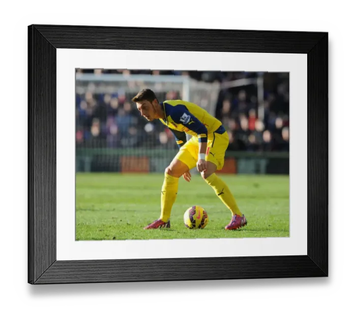 Framed Print : Mesut Ozil in Action: Arsenal vs. Crystal Palace, Premier League 2014-15 Framed Print : Mesut Ozil in Action: Arsenal vs. Crystal Palace, Premier League 2014-15