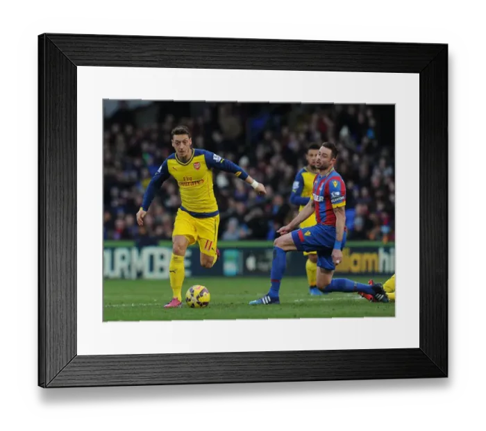 Framed Print : Mesut Ozil Dodges Past Damien Delaney: Crystal Palace vs Arsenal, Premier League 2014-15 Framed Print : Mesut Ozil Dodges Past Damien Delaney: Crystal Palace vs Arsenal, Premier League 2014-15