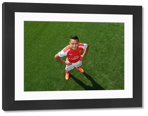 Arsenal First Team: Introducing Alexis Sanchez at Emirates Stadium (2014)
