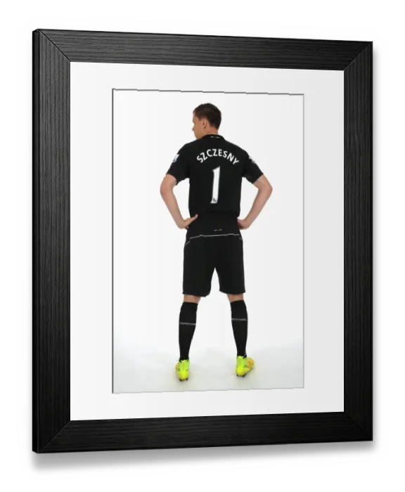 Framed Print : Wojciech Szczesny at Arsenal's Emirates Stadium (2014 / 15) Framed Print : Wojciech Szczesny at Arsenal's Emirates Stadium (2014 / 15)