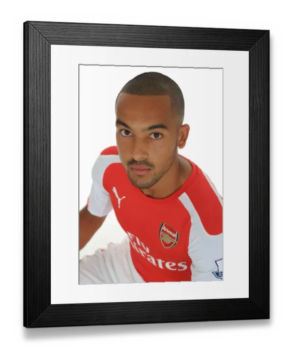 Framed Print : Theo Walcott at Arsenal: 2014 / 15 Season Photocall Framed Print : Theo Walcott at Arsenal: 2014 / 15 Season Photocall