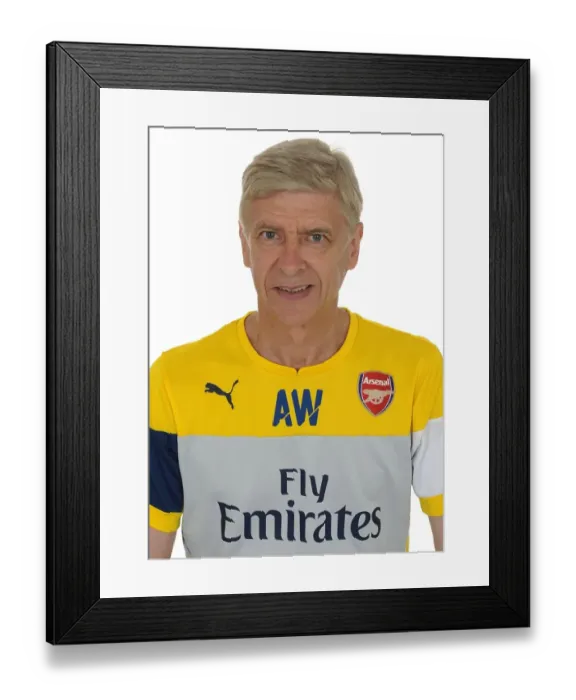 Framed Print : Arsene Wenger at Emirates Stadium (2014 / 15) Framed Print : Arsene Wenger at Emirates Stadium (2014 / 15)