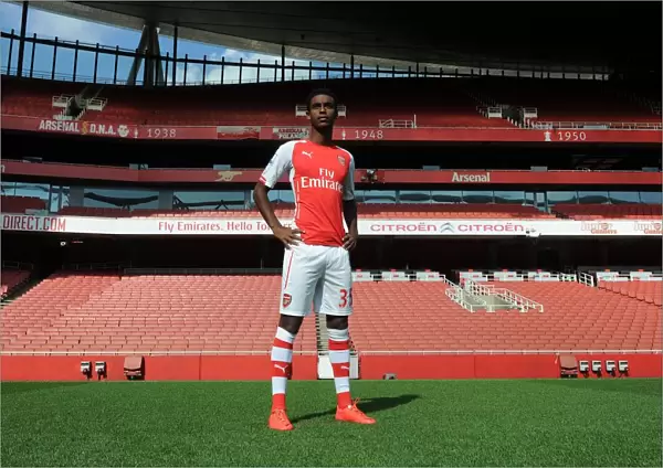 Gedion Zelalem (Arsenal). Arsenal 1st Team Photocall. Emirates Stadium, 7  /  8  /  14. Credit