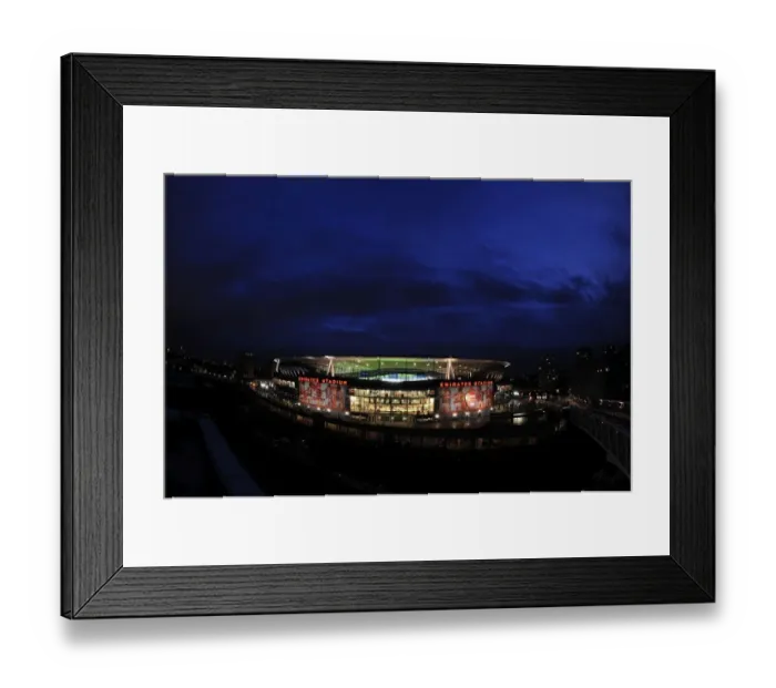 Framed Print : Emirates Stadium: Battlefield of the Arsenal vs AS Monaco UEFA Champions League Clash (2015) Framed Print : Emirates Stadium: Battlefield of the Arsenal vs AS Monaco UEFA Champions League Clash (2015)