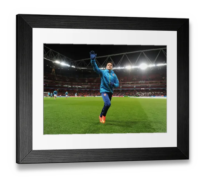 Framed Print : Arsenal's Alexis Sanchez Awaits Monaco Challenge in Champions League Showdown
