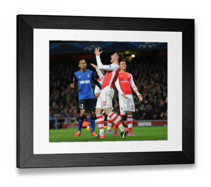 Framed Print : Olivier Giroud's Frustration: Arsenal vs AS Monaco, UEFA Champions League Round of 16 Framed Print : Olivier Giroud's Frustration: Arsenal vs AS Monaco, UEFA Champions League Round of 16