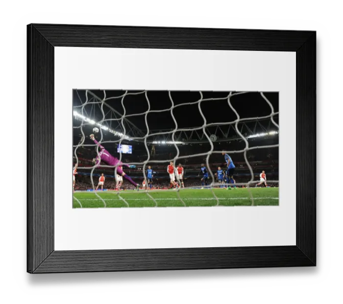 Framed Print : Alex Oxlade-Chamberlain's Thrilling Winner: Arsenal vs AS Monaco, UEFA Champions League Round of 16 Framed Print : Alex Oxlade-Chamberlain's Thrilling Winner: Arsenal vs AS Monaco, UEFA Champions League Round of 16