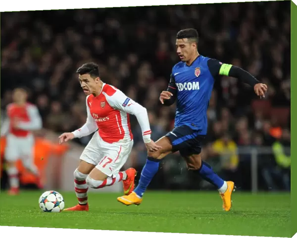 Alexis Sanchez (Arsenal) Nabil Dirar (Monaco). Arsenal 1: 3 AS Monaco. UEFA Champions League