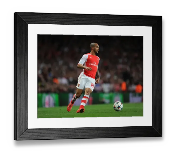 Framed Print : Theo Walcott in Action: Arsenal vs AS Monaco, UEFA Champions League Round of 16, 2015