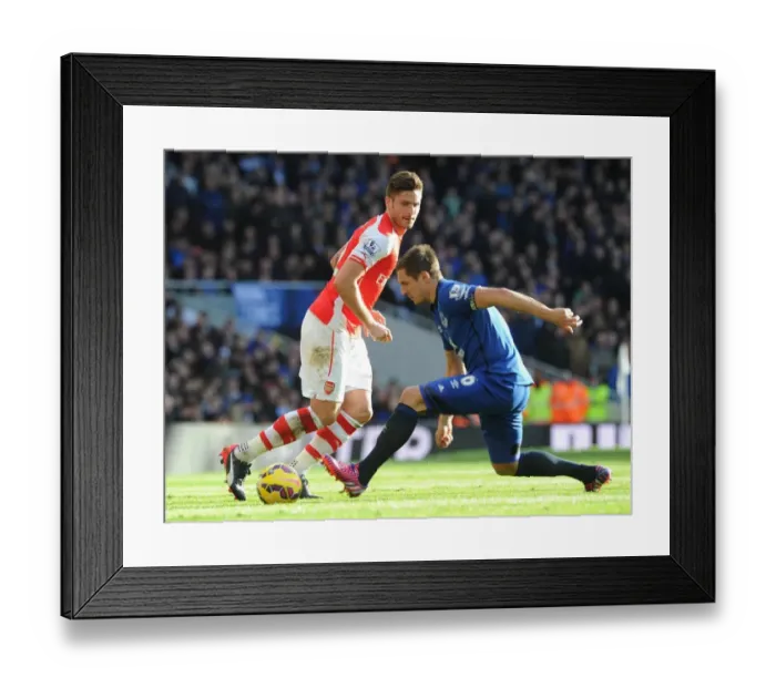Framed Print : Giroud Outmaneuvers Jagielka: Arsenal vs. Everton, Premier League 2015 Framed Print : Giroud Outmaneuvers Jagielka: Arsenal vs. Everton, Premier League 2015