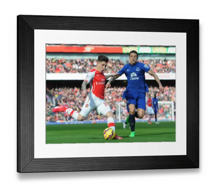 Framed Print : Arsenal's Bellerin Outmaneuvers Everton's Besic in Premier League Clash