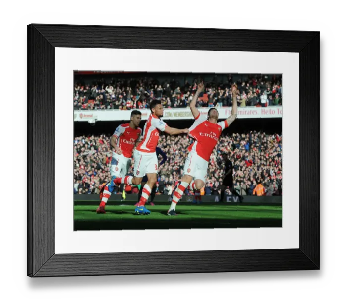 Framed Print : Arsenal's Triumphant Trio: Unforgettable Celebration After Giroud's Goal vs Everton (2014-15)