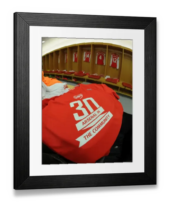 Framed Print : Arsenal vs. Everton: Premier League Showdown at Emirates Stadium, March 2015