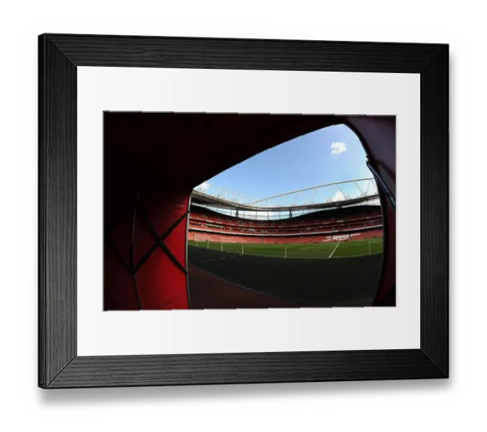 Framed Print : Arsenal vs. Everton: Premier League Clash at Emirates Stadium Framed Print : Arsenal vs. Everton: Premier League Clash at Emirates Stadium