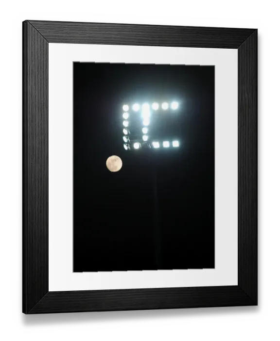 Framed Print : Moonlit Football: Queens Park Rangers vs. Arsenal Framed Print : Moonlit Football: Queens Park Rangers vs. Arsenal