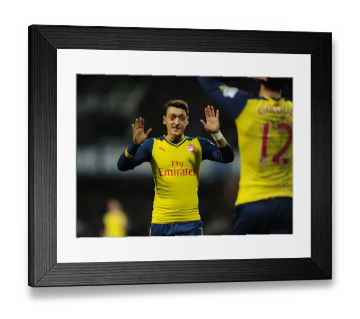 Framed Print : Mesut Ozil in Action: Arsenal vs. Queens Park Rangers, Premier League 2014-15 Framed Print : Mesut Ozil in Action: Arsenal vs. Queens Park Rangers, Premier League 2014-15