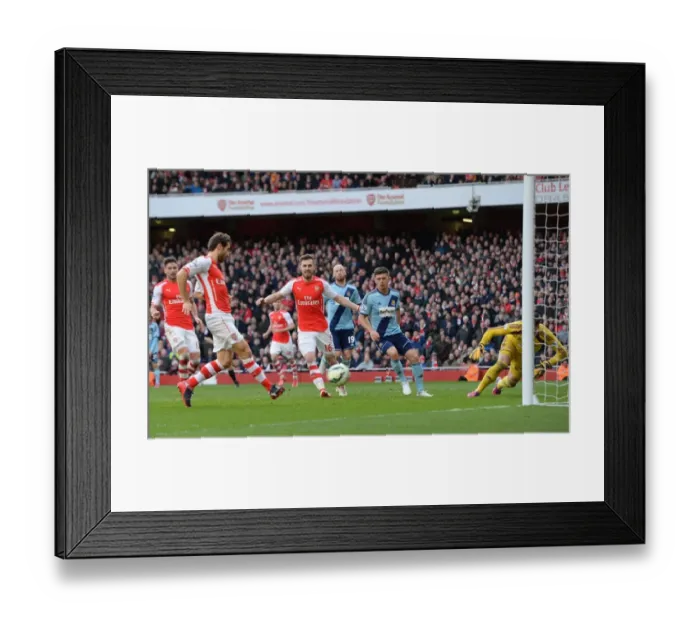 Framed Print : Flamini Scores the Third: Arsenal vs. West Ham United, Premier League 2015