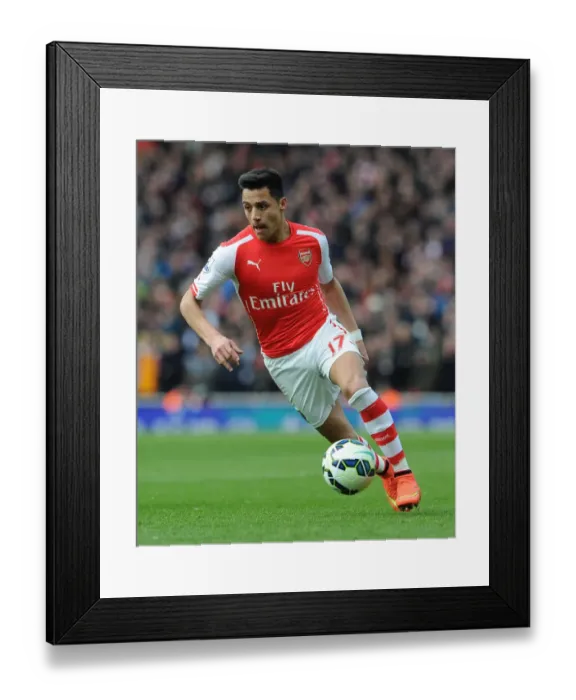 Framed Print : Arsenal's Alexis Sanchez in Action Against West Ham United, Premier League 2015