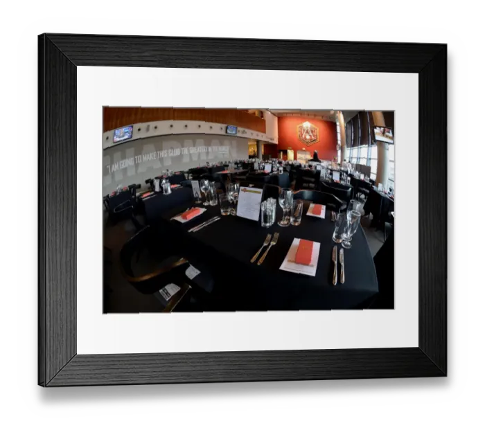 Framed Print : Arsenal vs West Ham: Woolwich Restaurant at Emirates Stadium