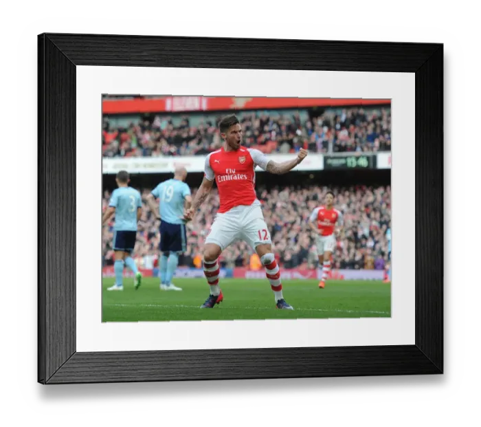 Framed Print : Giroud's Thriller: Arsenal's Dramatic Comeback Win Against West Ham United, 2014-15