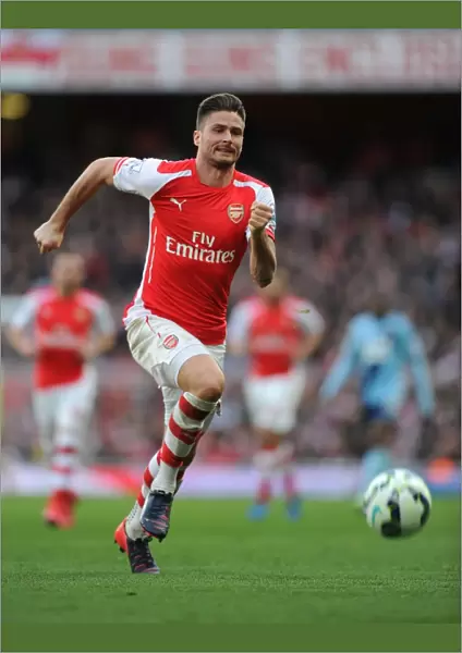 Arsenal's Olivier Giroud in Action During the 2014-2015 Premier League Match Against West Ham United