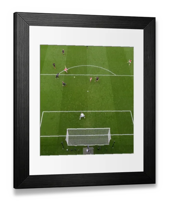 Framed Print : Giroud's Brace: Arsenal's 4-Goal Rout of Liverpool (2014-15)