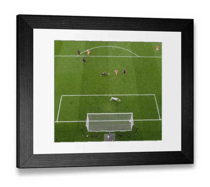 Framed Print : Arsenal's 4-Goal Rout of Liverpool: Olivier Giroud's Brace (April 2015) Framed Print : Arsenal's 4-Goal Rout of Liverpool: Olivier Giroud's Brace (April 2015)