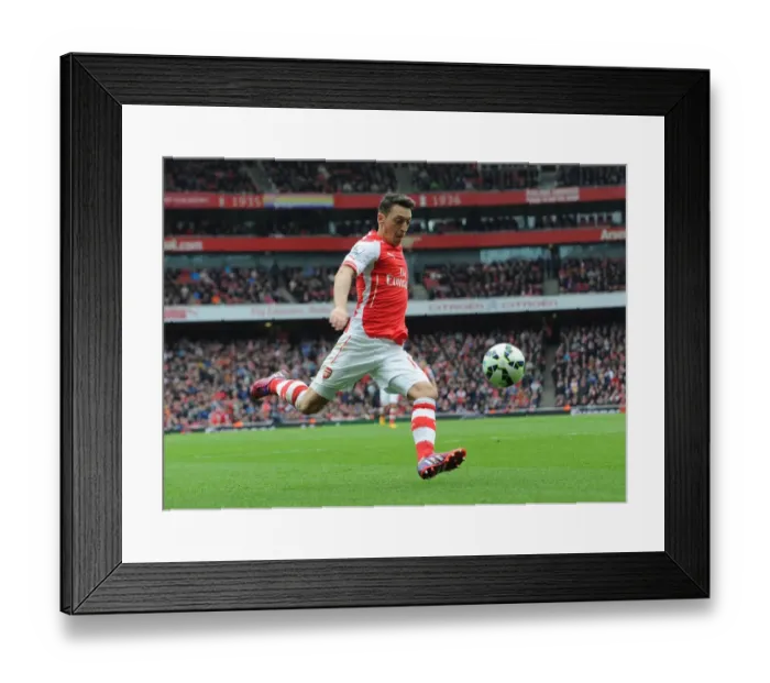 Framed Print : Mesut Ozil in Action: Arsenal vs. Liverpool, Premier League 2014-15