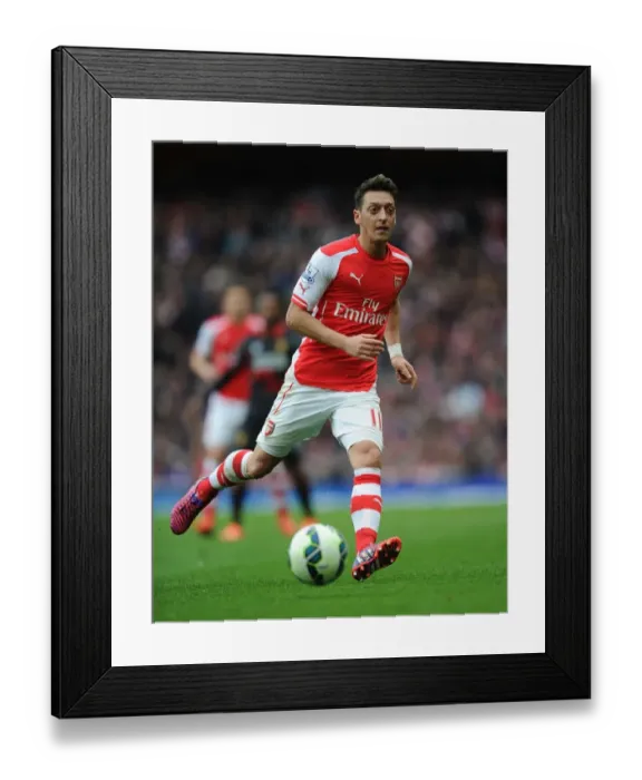 Framed Print : Mesut Ozil in Action: Arsenal vs. Liverpool, Premier League 2014-15 Framed Print : Mesut Ozil in Action: Arsenal vs. Liverpool, Premier League 2014-15