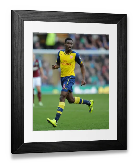 Framed Print : Danny Welbeck in Action: Burnley vs. Arsenal, Premier League 2014 / 15 Framed Print : Danny Welbeck in Action: Burnley vs. Arsenal, Premier League 2014 / 15