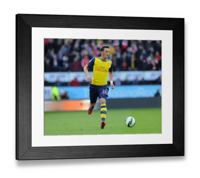 Framed Print : Mesut Ozil in Action: Burnley vs. Arsenal, Premier League 2014 / 15 Framed Print : Mesut Ozil in Action: Burnley vs. Arsenal, Premier League 2014 / 15