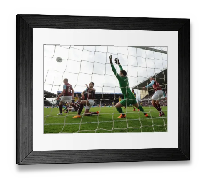 Framed Print : Aaron Ramsey Scores the Thrilling Winner Against Burnley in the Premier League, 2015 Framed Print : Aaron Ramsey Scores the Thrilling Winner Against Burnley in the Premier League, 2015