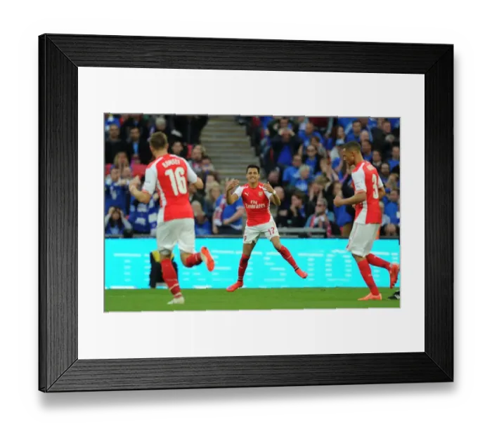 Framed Print : Alexis Sanchez's FA Cup Semi-Final Goal: Arsenal's Triumph over Reading