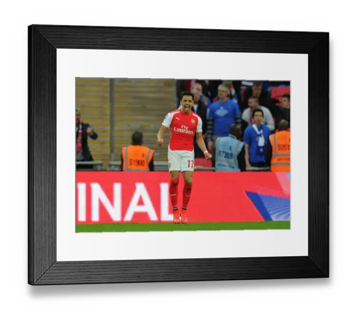 Framed Print : Alexis Sanchez Scores in Arsenal's FA Cup Semi-Final Victory over Reading (April 2015) Framed Print : Alexis Sanchez Scores in Arsenal's FA Cup Semi-Final Victory over Reading (April 2015)