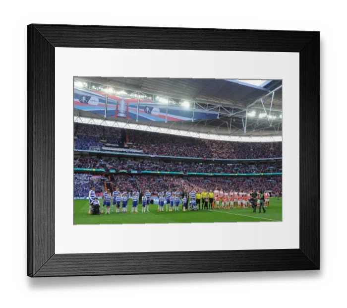 Framed Print : Arsenal and Reading teams line up before the match. Arsenal 2: 1 Reading, after extra time Framed Print : Arsenal and Reading teams line up before the match. Arsenal 2: 1 Reading, after extra time