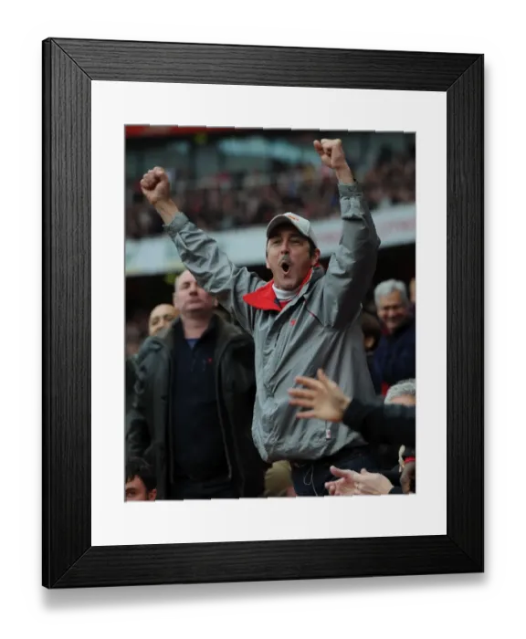 Framed Print : Arsenal fan. Arsenal 0: 0 Chelsea. Barclays Premier League. Emirates Stadium, 26  /  4  /  15