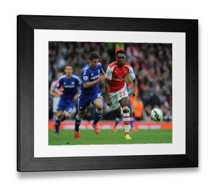 Framed Print : Danny Welbeck (Arsenal) Cesar Azpilicueta (Chelsea). Arsenal 0: 0 Chelsea. Barclays Premier League Framed Print : Danny Welbeck (Arsenal) Cesar Azpilicueta (Chelsea). Arsenal 0: 0 Chelsea. Barclays Premier League