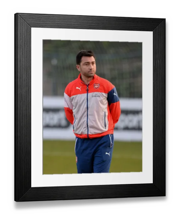 Framed Print : Pedro Martinez Losa: Arsenal Ladies Manager Preparing for WSL Clash Against Chelsea Ladies