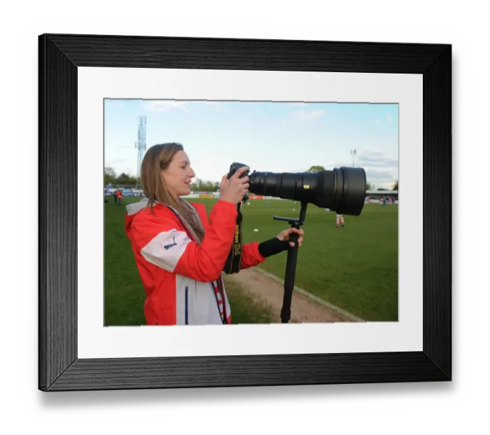 Framed Print : WSL Showdown: Arsenal Ladies vs. Chelsea Ladies - Pre-Match Warm-Up