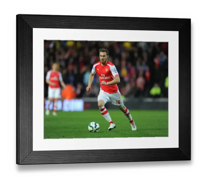 Framed Print : Aaron Ramsey in Action: Hull City vs Arsenal, Premier League 2014-2015 Framed Print : Aaron Ramsey in Action: Hull City vs Arsenal, Premier League 2014-2015