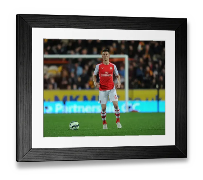 Framed Print : Focused Koscielny: Hull City vs Arsenal, Premier League 2014 / 15