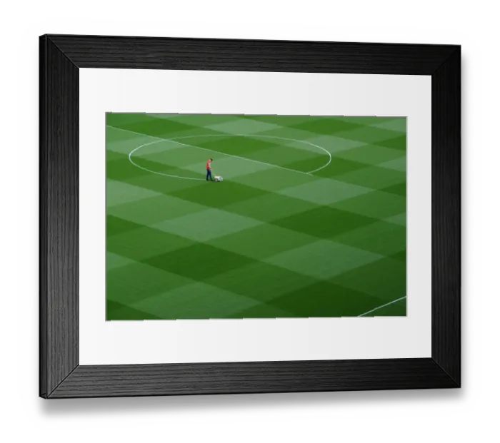 Framed Print : Pitch Preparation at Emirates Stadium: Arsenal vs Swansea City (2014 / 15) Framed Print : Pitch Preparation at Emirates Stadium: Arsenal vs Swansea City (2014 / 15)